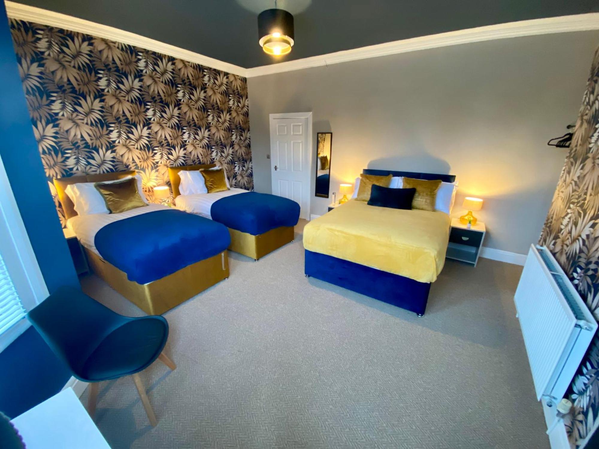 Entire Modern House Liverpool, 6 Bedrooms 외부 사진